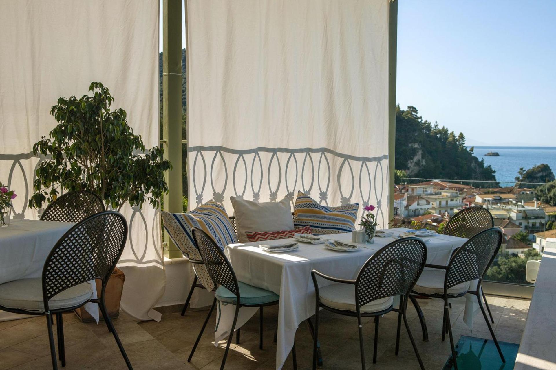Irida Boutique Hotel Parga Ngoại thất bức ảnh