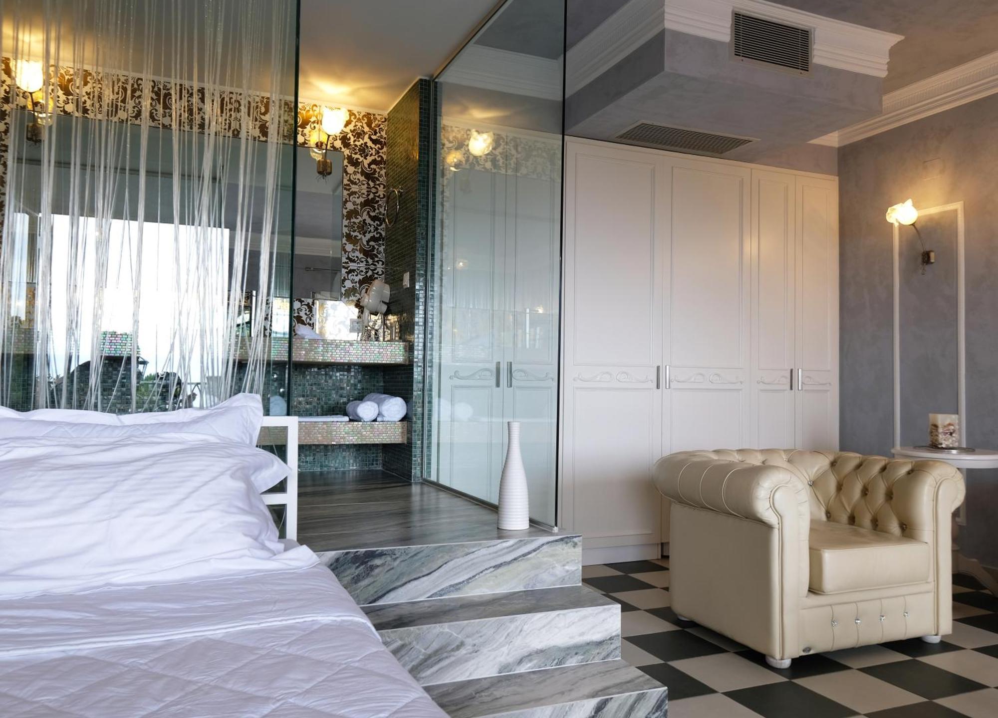 Irida Boutique Hotel Parga Ngoại thất bức ảnh