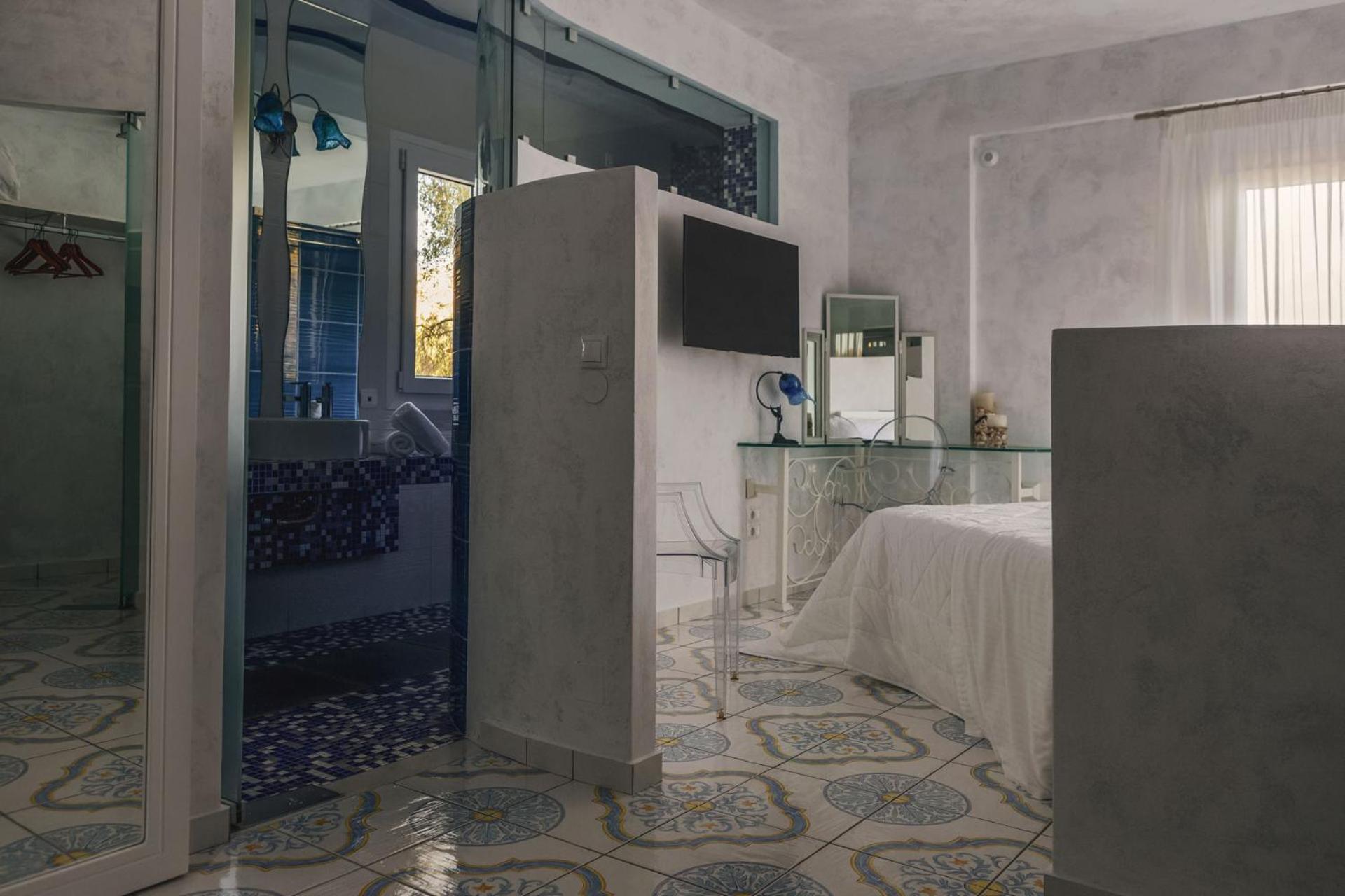 Irida Boutique Hotel Parga Ngoại thất bức ảnh