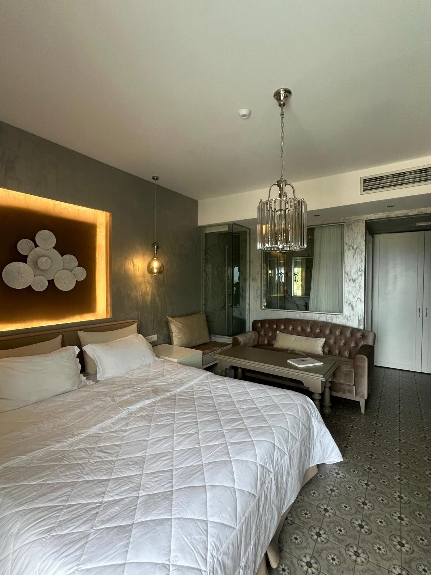 Irida Boutique Hotel Parga Ngoại thất bức ảnh