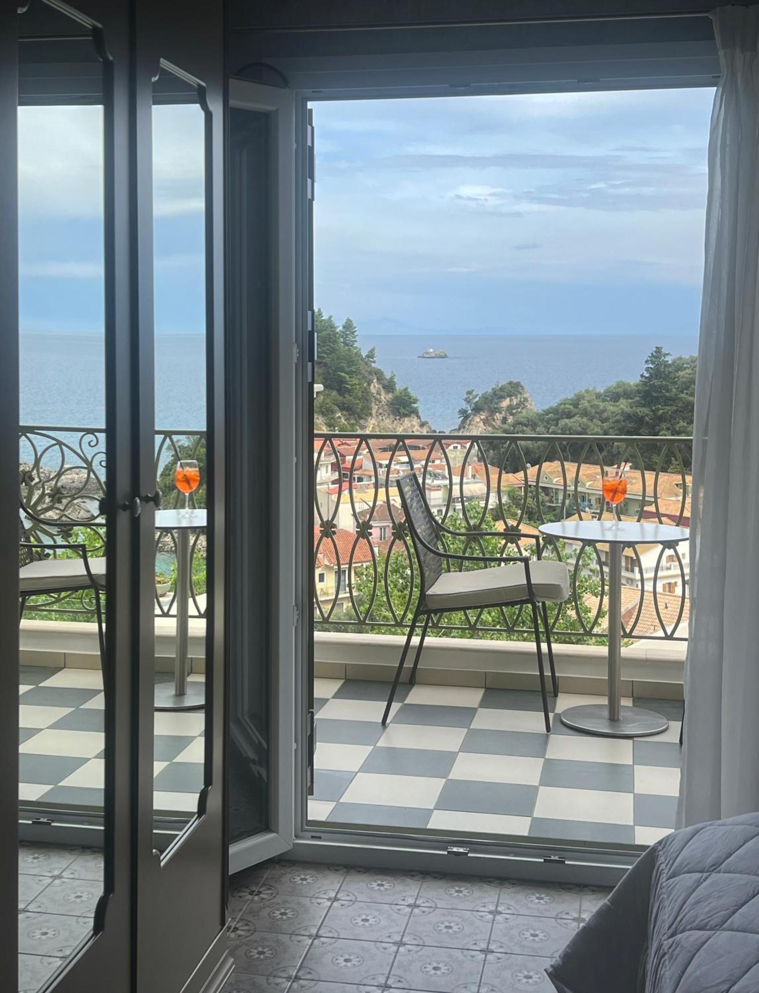Irida Boutique Hotel Parga Ngoại thất bức ảnh